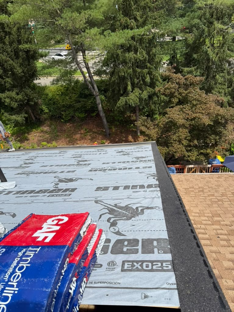 Roof replacement underlayment and GAF Timberline HDZ shingles in North Brunswick